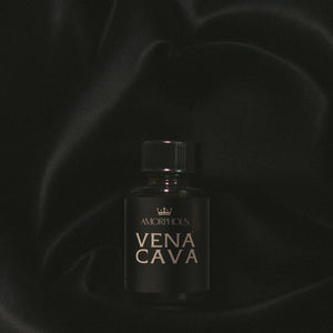 a perfume with a blood accord, vena cava