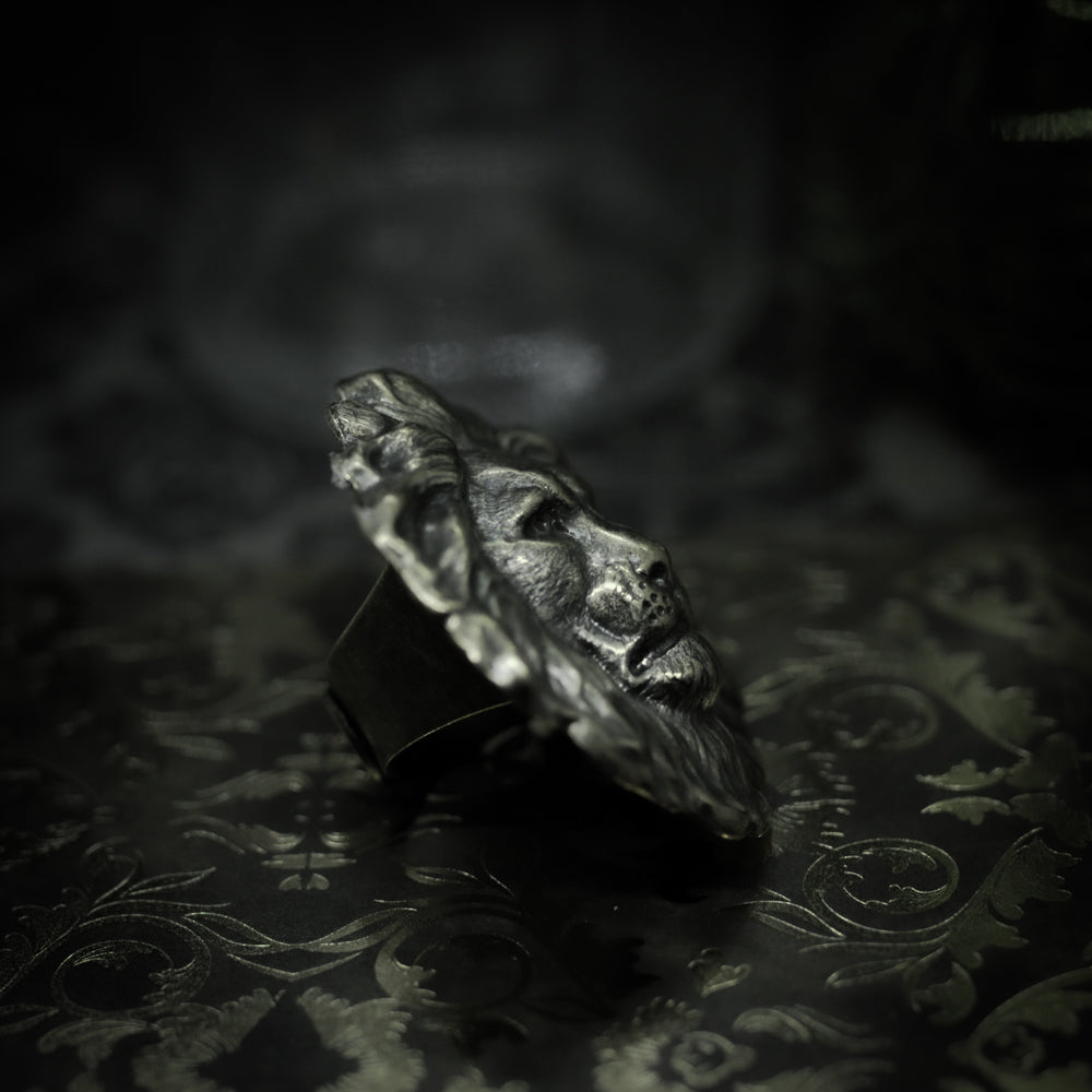 victorian lion head ring