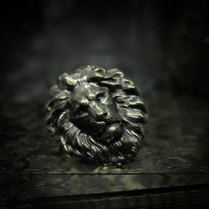 large lion head ring