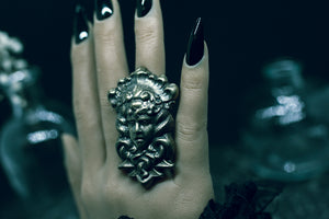 Medusa ring